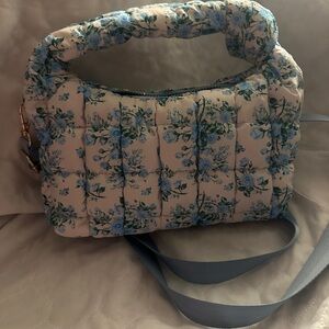 Urban Expressions Puffer Crossbody